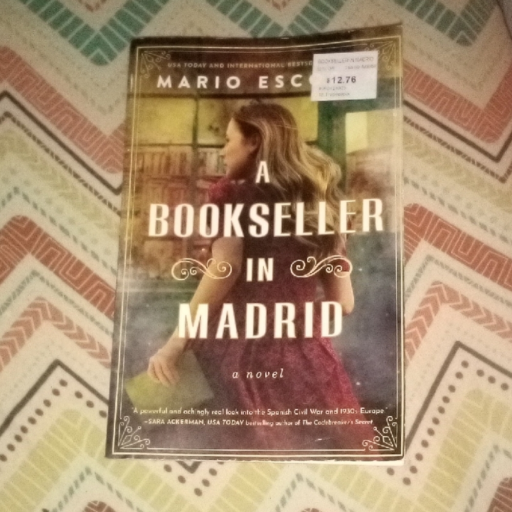 NWT! Novel 'A Bookseller in Madrid' by- Mario Escobar